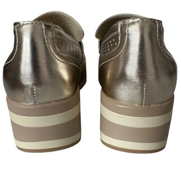 NWOB DOLCE VITA JANINE GOLD PERFORATED PLATFORM SLIP ON SIZE 8.5 main image 1